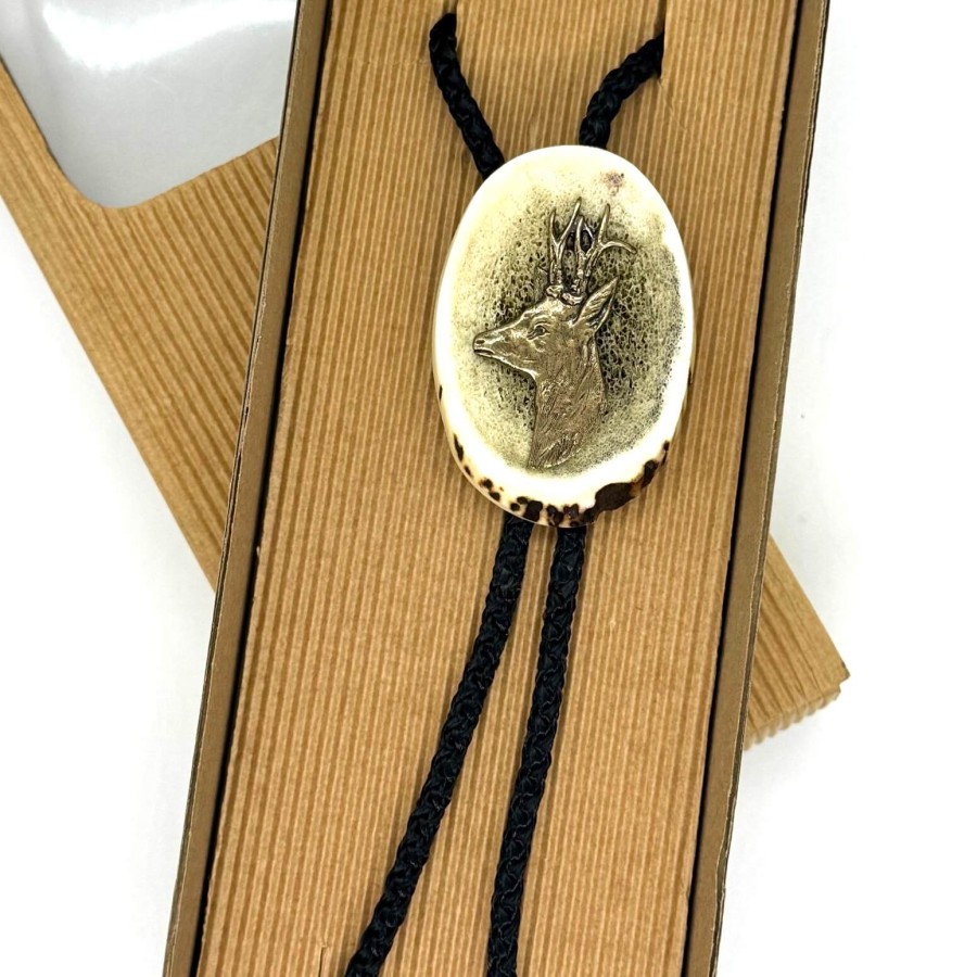 Kaklajuostė su rago ir bronzos medalionu